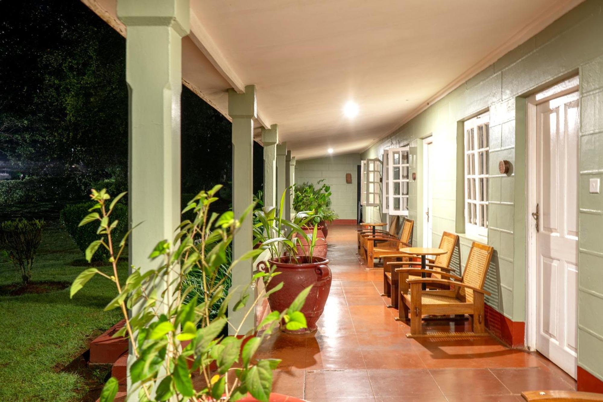 Masindi Hotel Buitenkant foto
