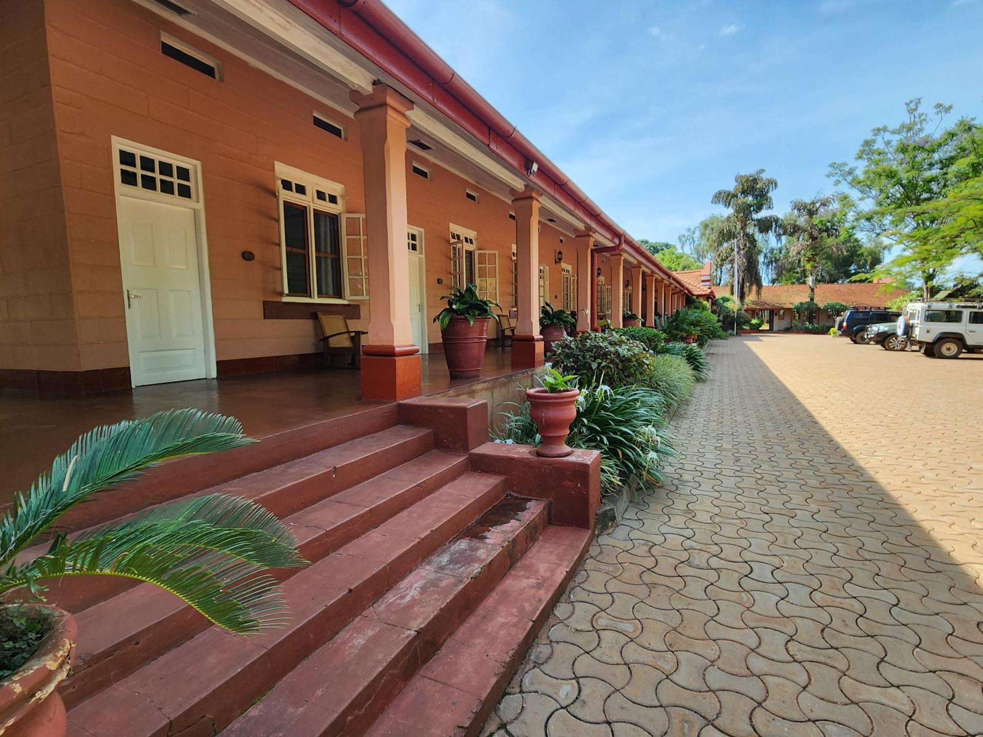 Masindi Hotel Buitenkant foto
