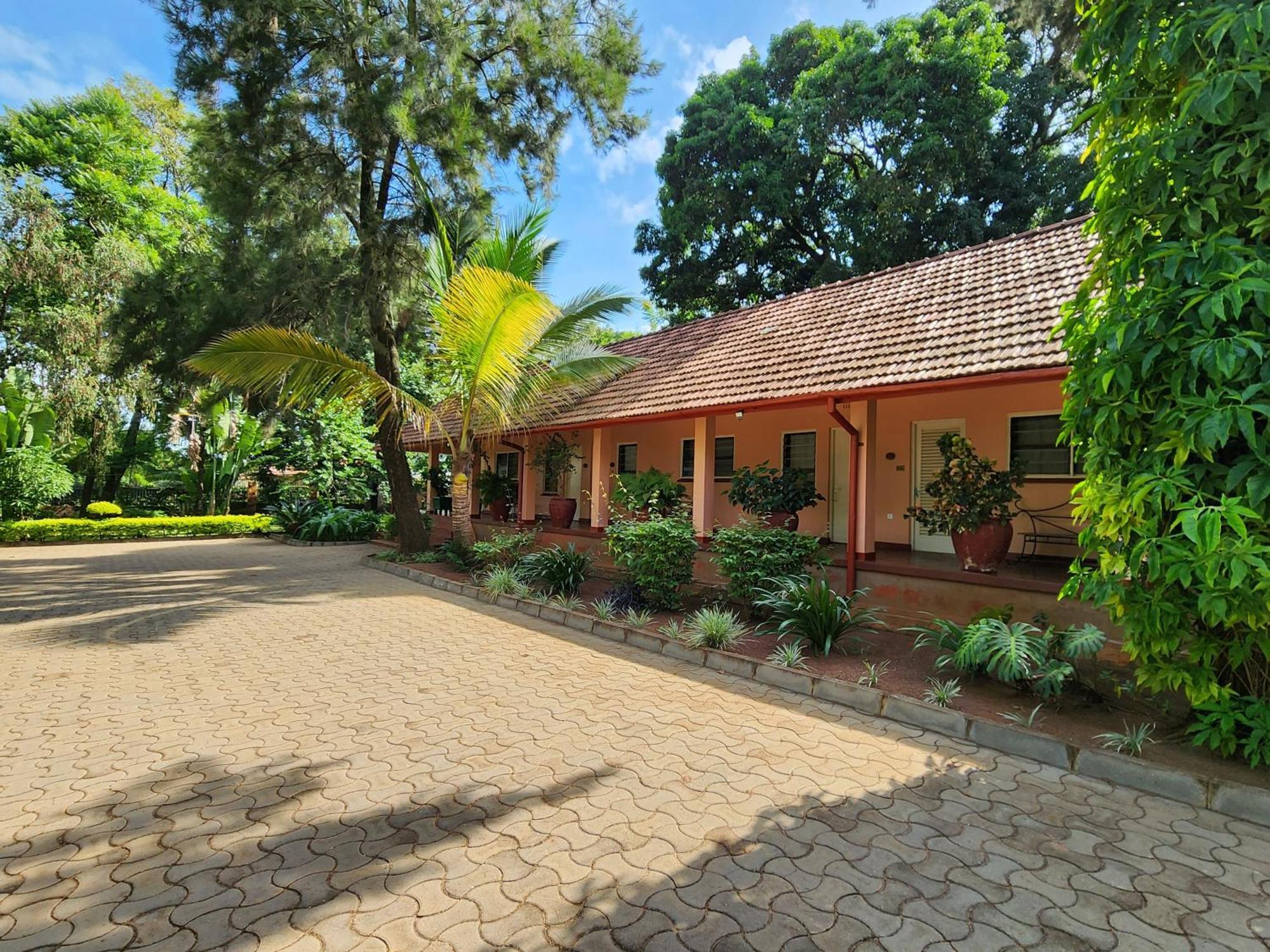 Masindi Hotel Buitenkant foto