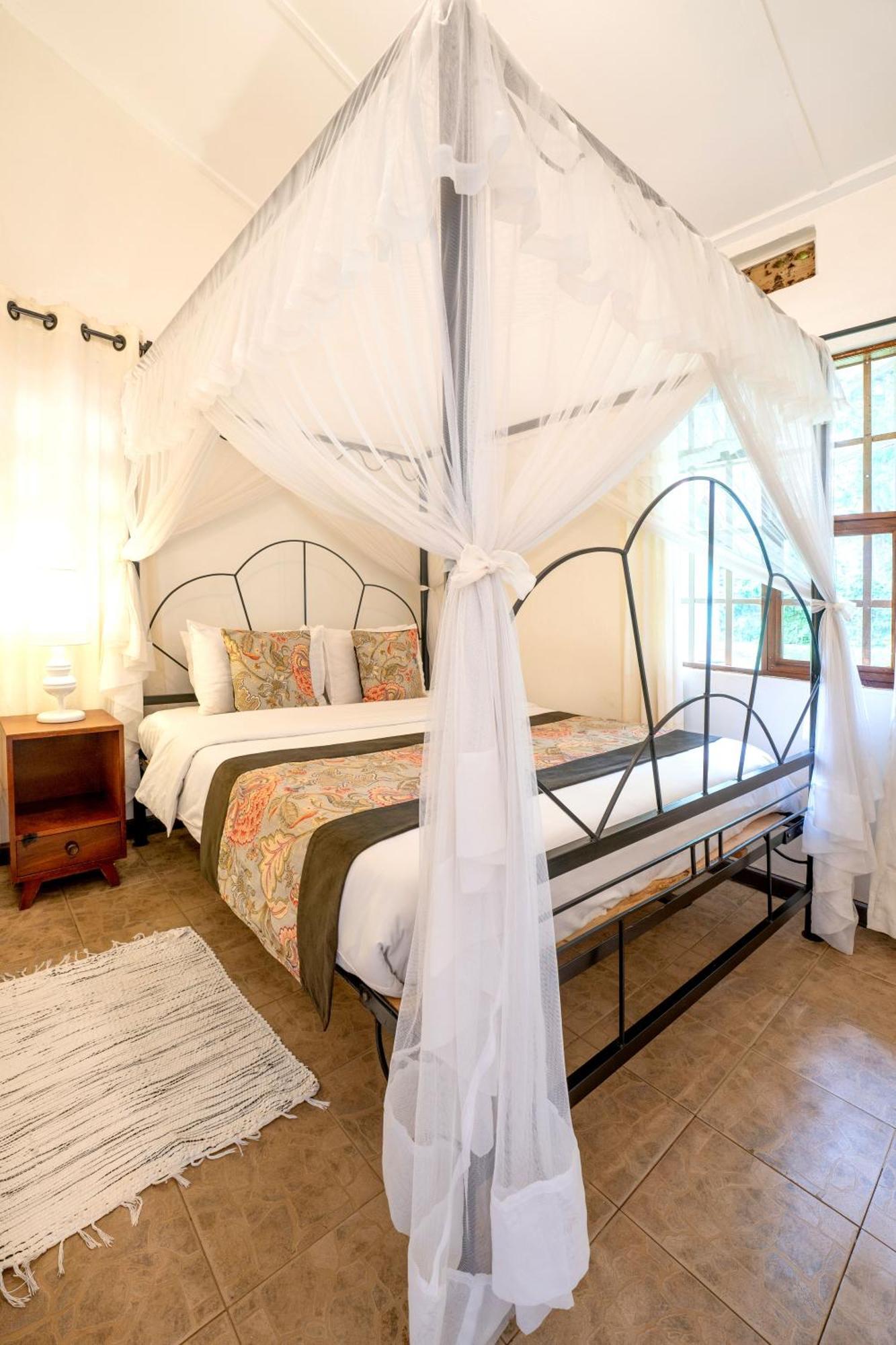 Masindi Hotel Buitenkant foto