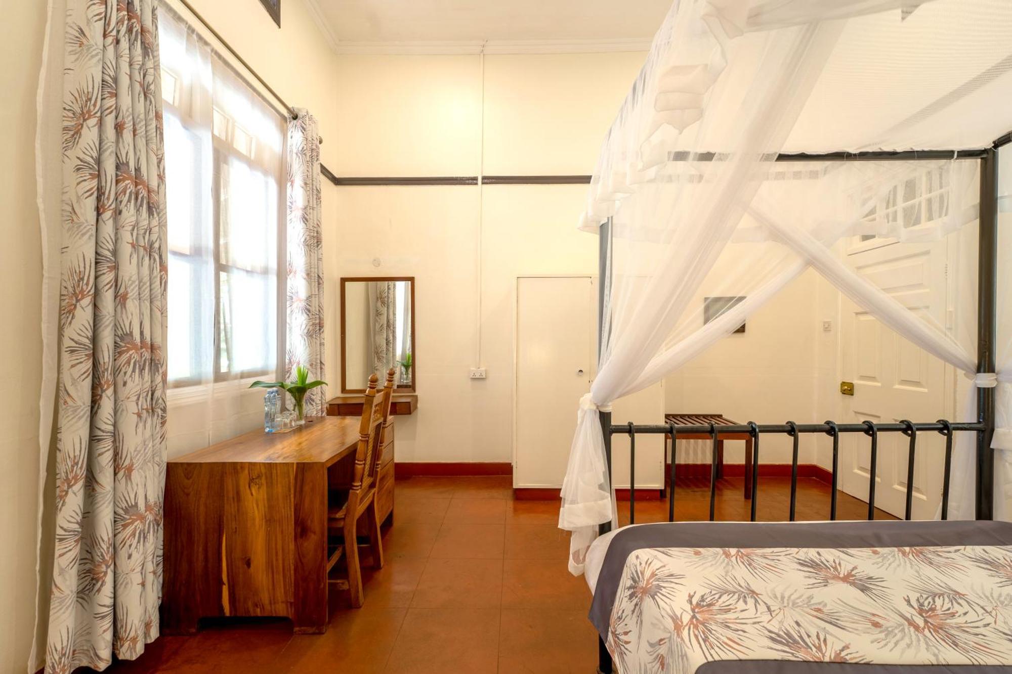 Masindi Hotel Buitenkant foto