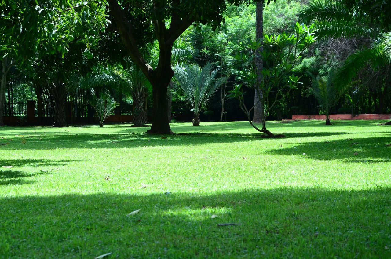 Masindi Hotel Buitenkant foto
